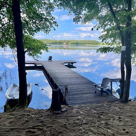 Mazursko - Komfortowe Apartamenty Nad Jeziorem, Sauna, Kominki Na Parterze Kretowiny Buitenkant foto