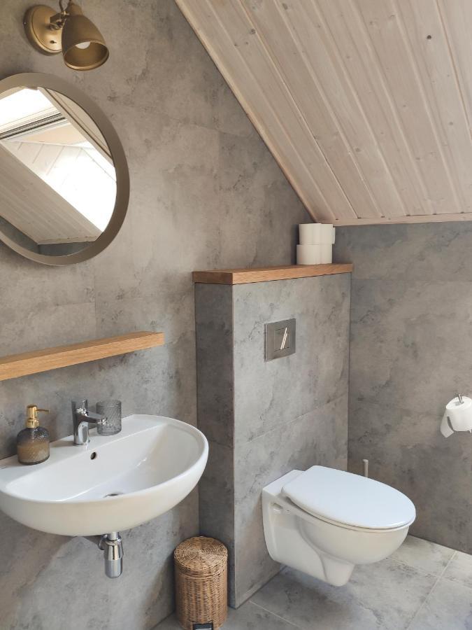 Mazursko - Komfortowe Apartamenty Nad Jeziorem, Sauna, Kominki Na Parterze Kretowiny Buitenkant foto