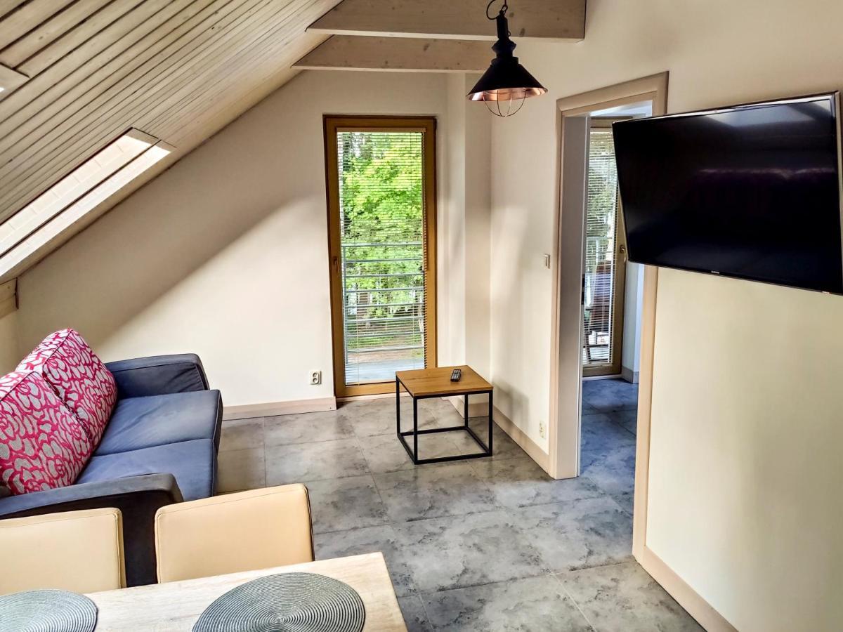 Mazursko - Komfortowe Apartamenty Nad Jeziorem, Sauna, Kominki Na Parterze Kretowiny Buitenkant foto