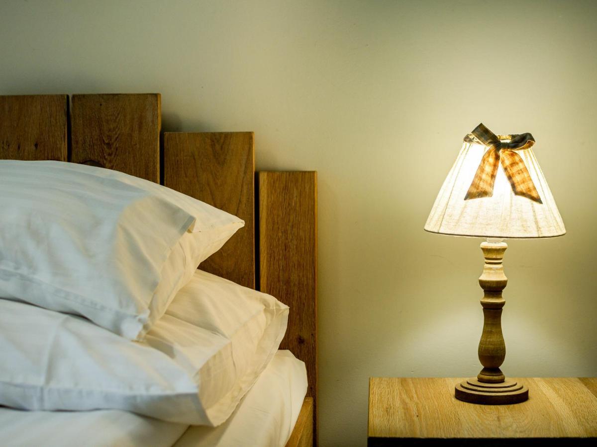 Mazursko - Komfortowe Apartamenty Nad Jeziorem, Sauna, Kominki Na Parterze Kretowiny Buitenkant foto