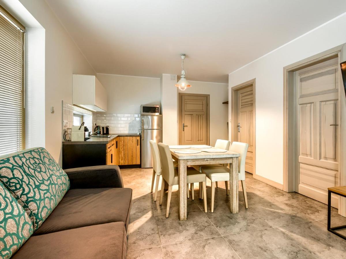 Mazursko - Komfortowe Apartamenty Nad Jeziorem, Sauna, Kominki Na Parterze Kretowiny Buitenkant foto