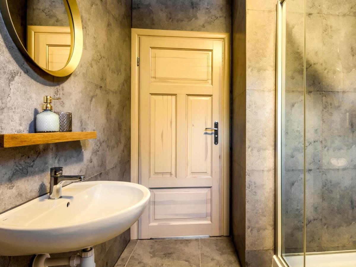 Mazursko - Komfortowe Apartamenty Nad Jeziorem, Sauna, Kominki Na Parterze Kretowiny Buitenkant foto