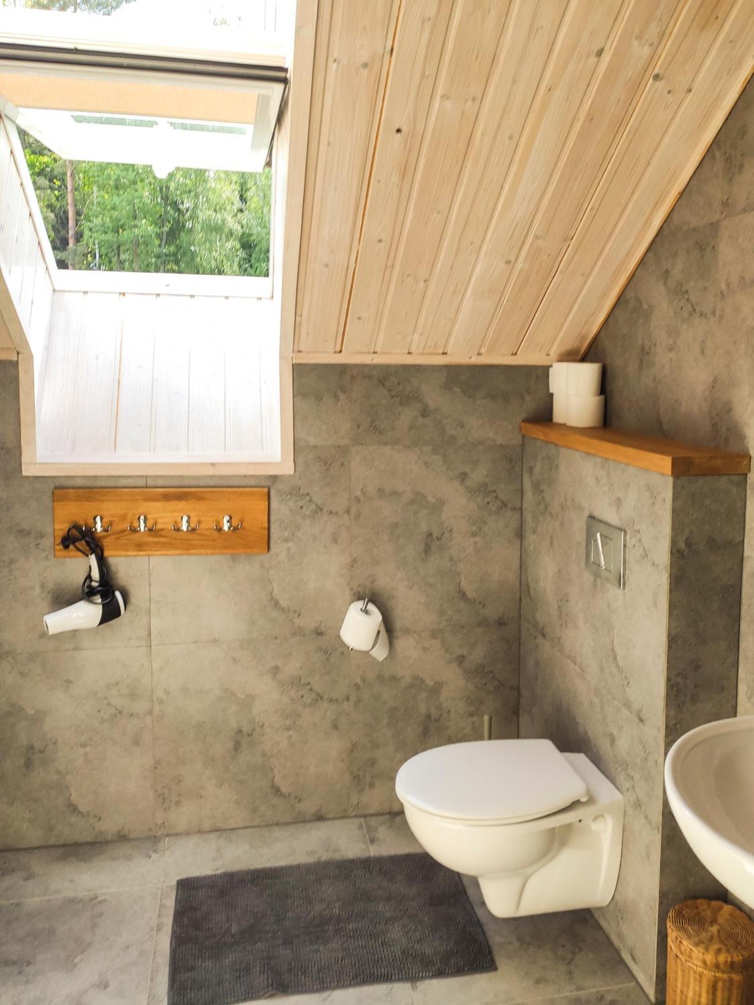 Mazursko - Komfortowe Apartamenty Nad Jeziorem, Sauna, Kominki Na Parterze Kretowiny Kamer foto